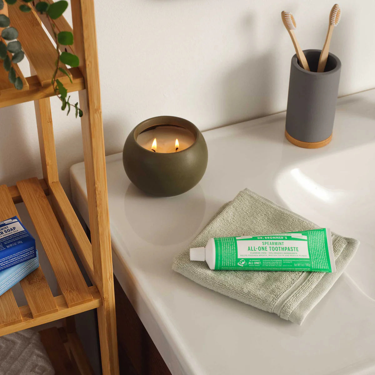 Dr.Bronner's - Organic Peppermint Toothpaste - 140g