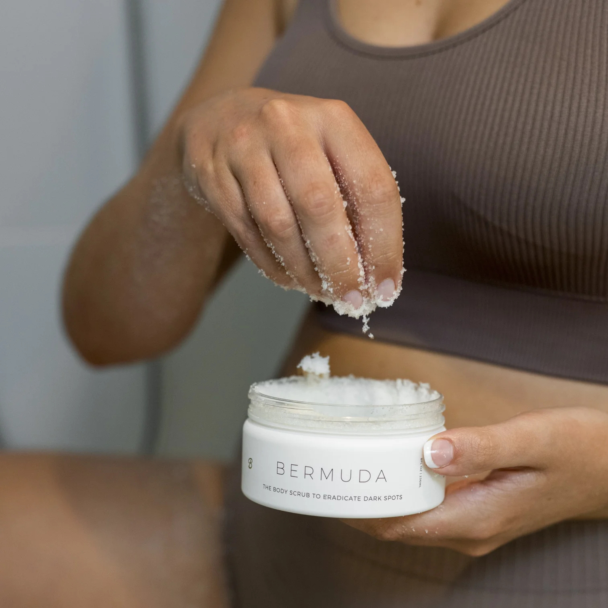 Bushbalm - Bermuda Dark Spot Exfoliating Scrub - 236ml