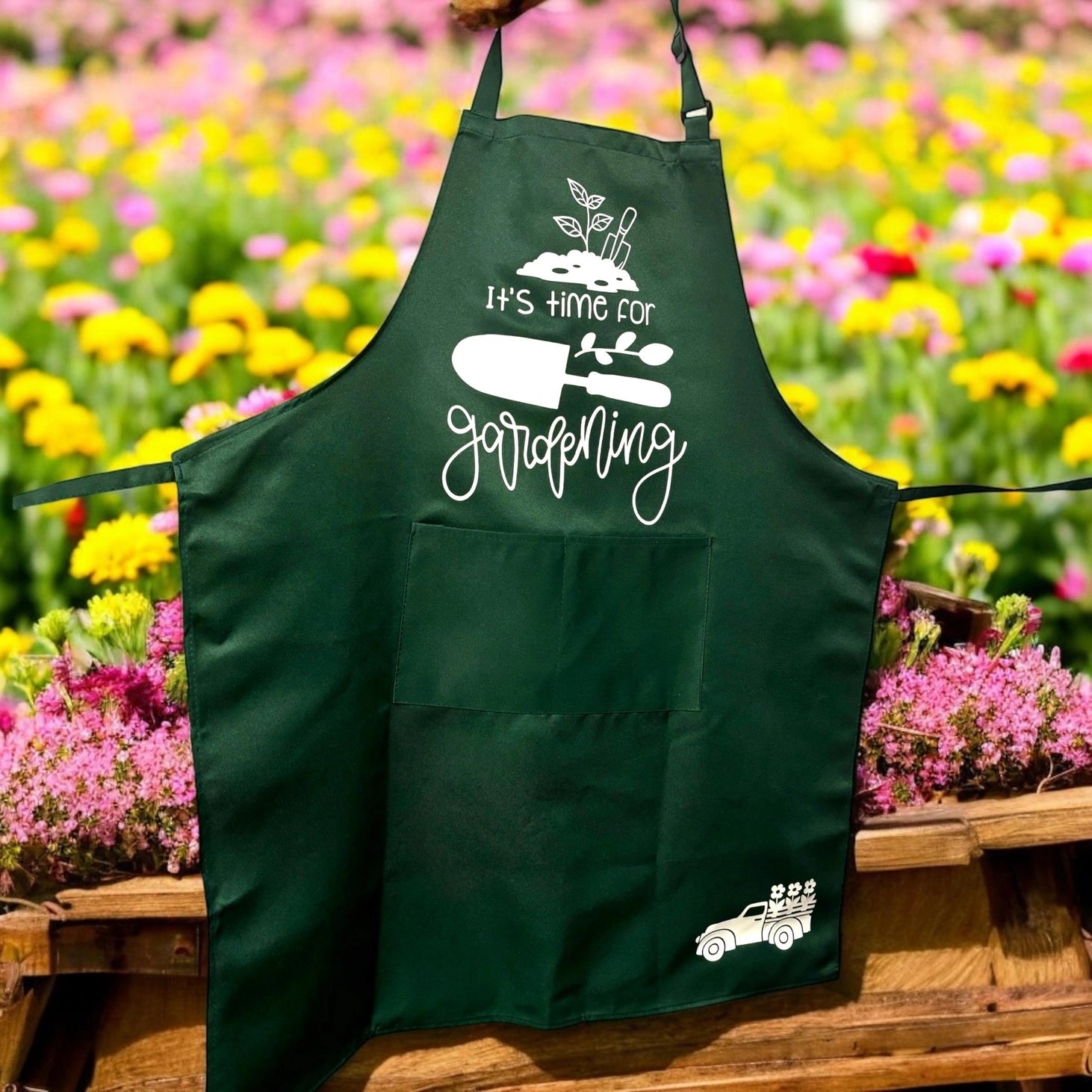 Fuschia Designs Shop - Garden Apron with Pockets Green with Charming Design Choices